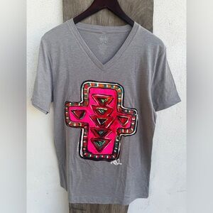 Callie Ann Neon Cross Graphic Tee grey color crewneck Size Medium Texas True